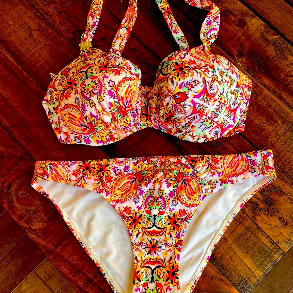 VS Bikini